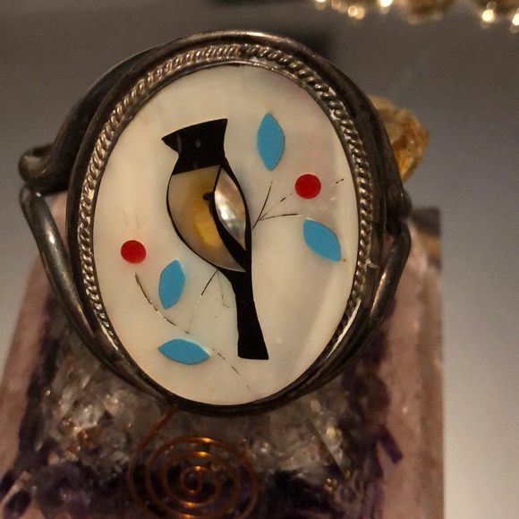 Vintage Zuni inlay mop bird bracelet